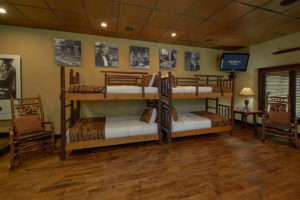 Roosevelt-Lodge-bunks2